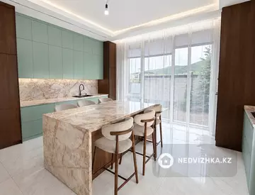 8-комнатный дом, 14 соток, 530 м², миниатюра 12