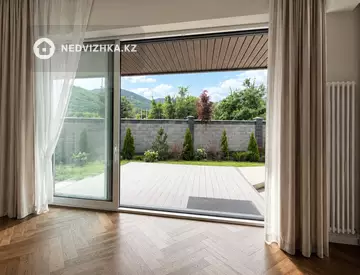 8-комнатный дом, 14 соток, 530 м², миниатюра 7