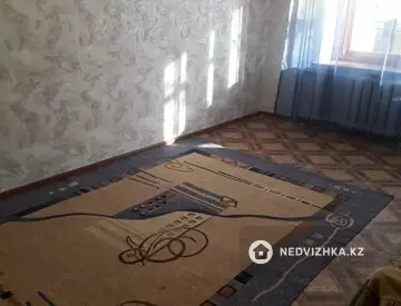 2-комнатная квартира, этаж 2 из 5, 50 м²