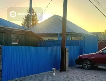 3-комнатный дом, 6 соток, 64 м²