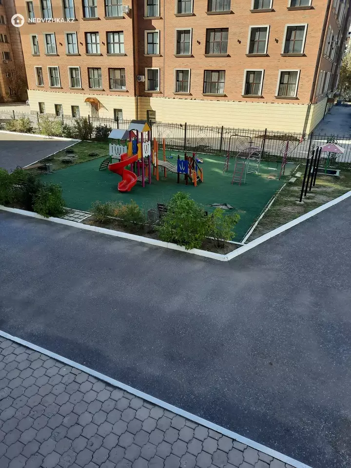 2-комнатная квартира, этаж 6 из 9, 43 м²