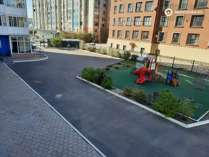 2-комнатная квартира, этаж 6 из 9, 43 м², фотография 2