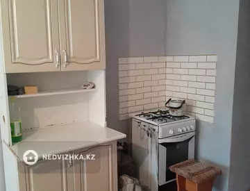 1-комнатная квартира, этаж 2 из 5, 18 м², На длительный срок, миниатюра 1