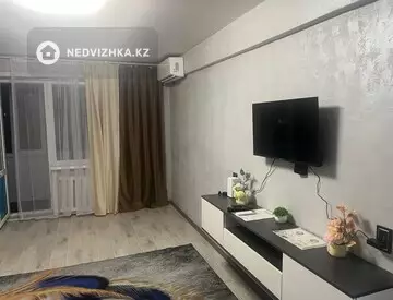 2-комнатная квартира, этаж 3 из 5, 46 м², Посуточно