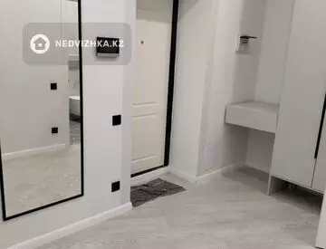 3-комнатная квартира, этаж 14 из 17, 73 м², миниатюра 10