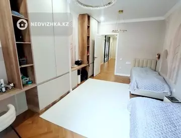 4-комнатная квартира, этаж 1 из 3, 160 м², миниатюра 9