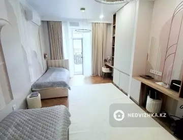 4-комнатная квартира, этаж 1 из 3, 160 м², миниатюра 8