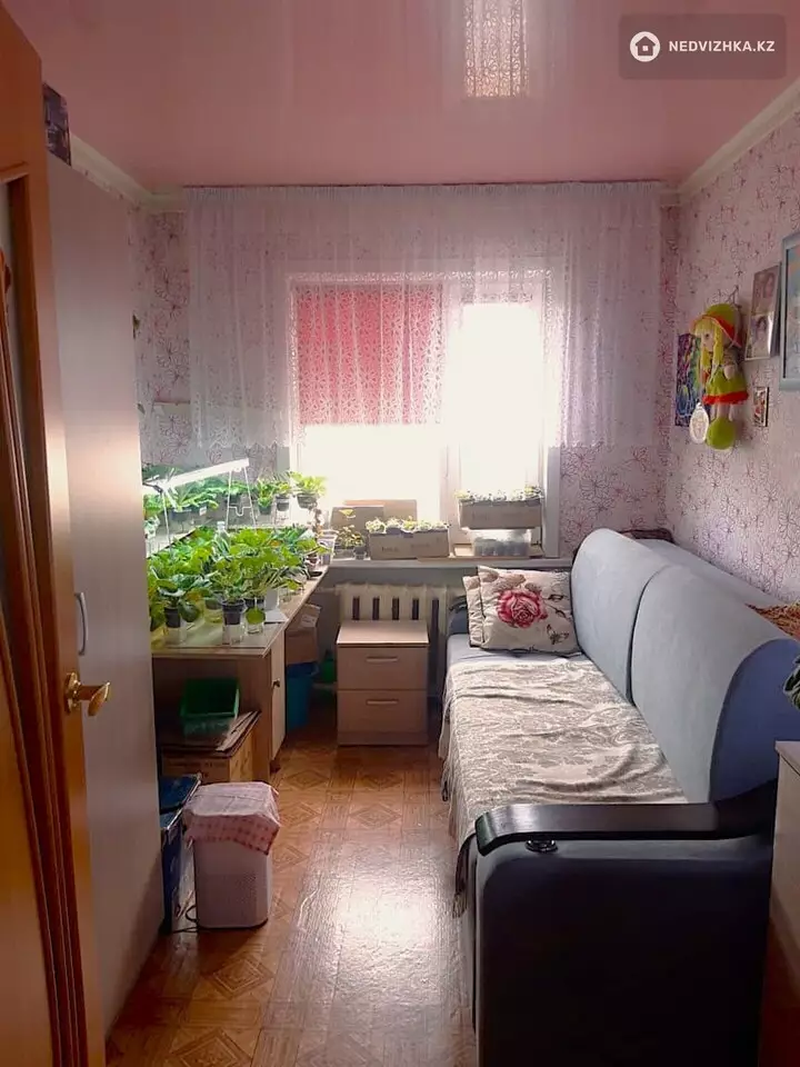 2-комнатная квартира, этаж 4 из 4, 38 м², фотография 5