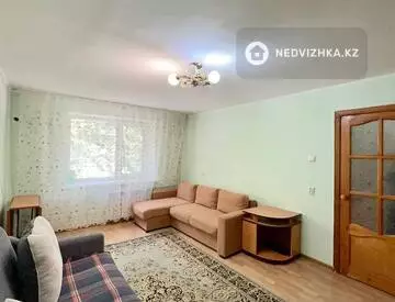 1-комнатная квартира, этаж 2 из 3, 38 м², миниатюра 1