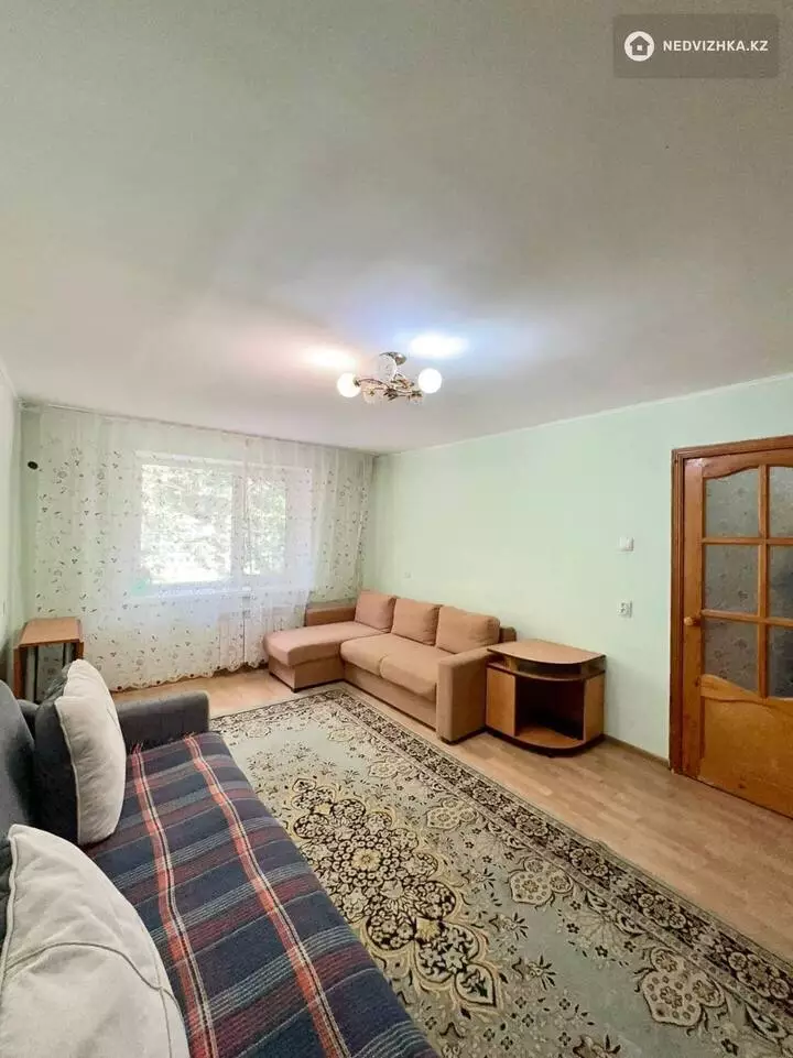 1-комнатная квартира, этаж 2 из 3, 38 м²