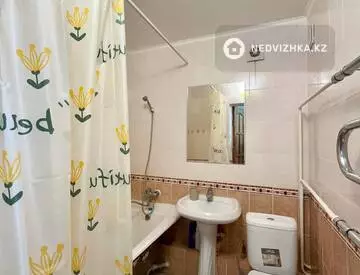 1-комнатная квартира, этаж 2 из 3, 38 м², миниатюра 5