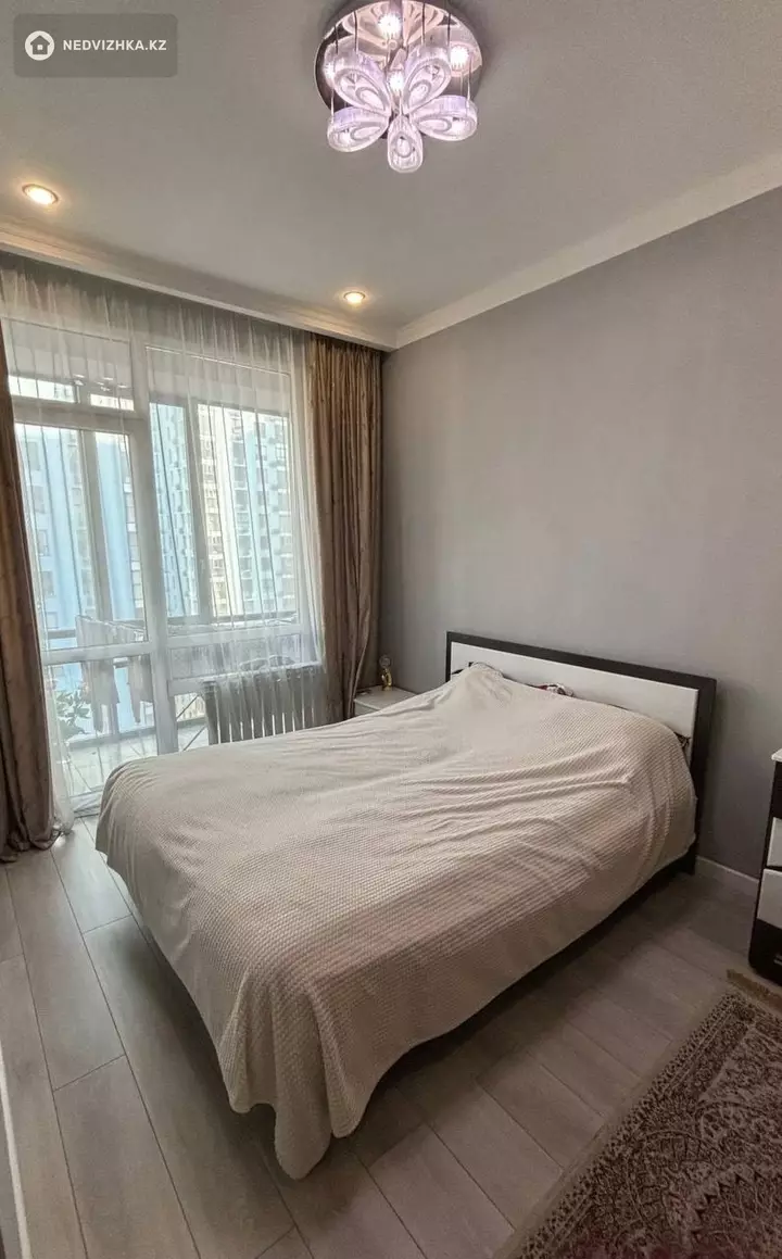 2-комнатная квартира, этаж 12 из 18, 55 м²