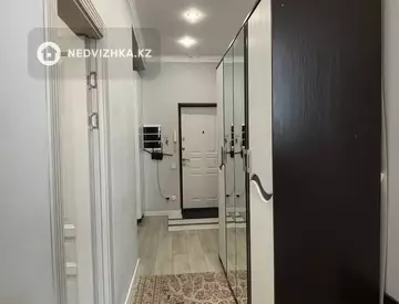 2-комнатная квартира, этаж 12 из 18, 55 м², миниатюра 5