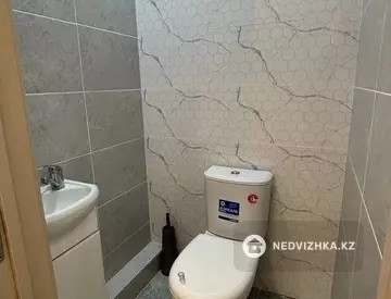 3-комнатная квартира, этаж 9 из 18, 54 м², миниатюра 6