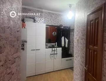 2-комнатная квартира, этаж 1 из 12, 55 м², миниатюра 4