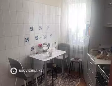 2-комнатная квартира, этаж 1 из 12, 55 м², миниатюра 5