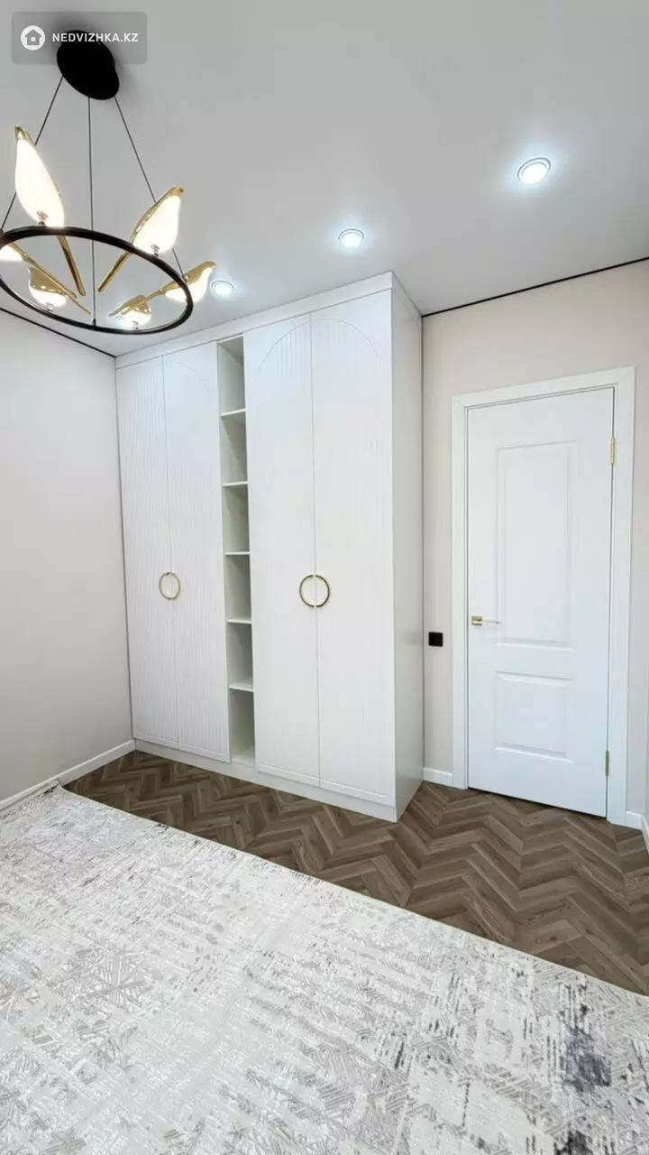 3-комнатная квартира, этаж 14 из 16, 70 м², фотография 3
