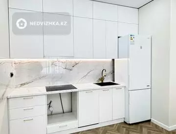 3-комнатная квартира, этаж 14 из 16, 70 м², миниатюра 7