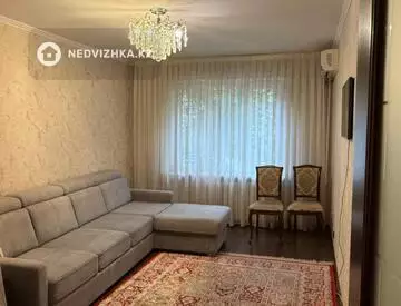 2-комнатная квартира, этаж 2 из 5, 52 м², миниатюра 1