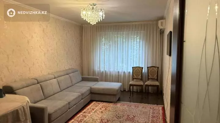 2-комнатная квартира, этаж 2 из 5, 52 м²