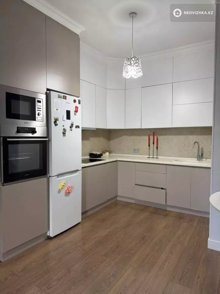 2-комнатная квартира, этаж 16 из 16, 55 м², фотография 4