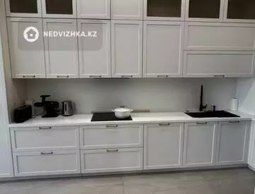 6-комнатная квартира, этаж 1 из 3, 170 м²