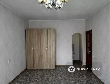 1-комнатная квартира, этаж 8 из 9, 40 м², миниатюра 4
