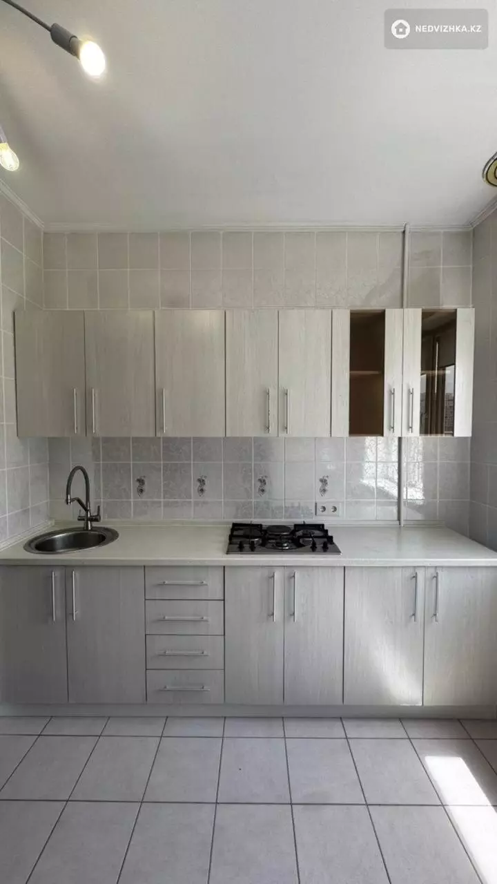 1-комнатная квартира, этаж 8 из 9, 40 м²