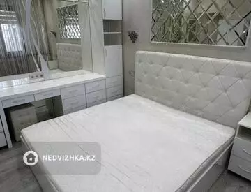 3-комнатная квартира, этаж 5 из 9, 74 м², миниатюра 5