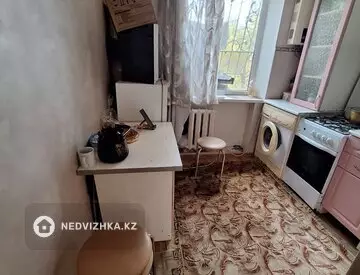 1-комнатная квартира, этаж 2 из 5, 34 м², миниатюра 2