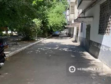 1-комнатная квартира, этаж 2 из 5, 34 м², миниатюра 9