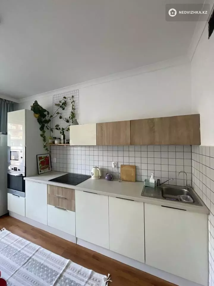 2-комнатная квартира, этаж 10 из 12, 58 м², фотография 3