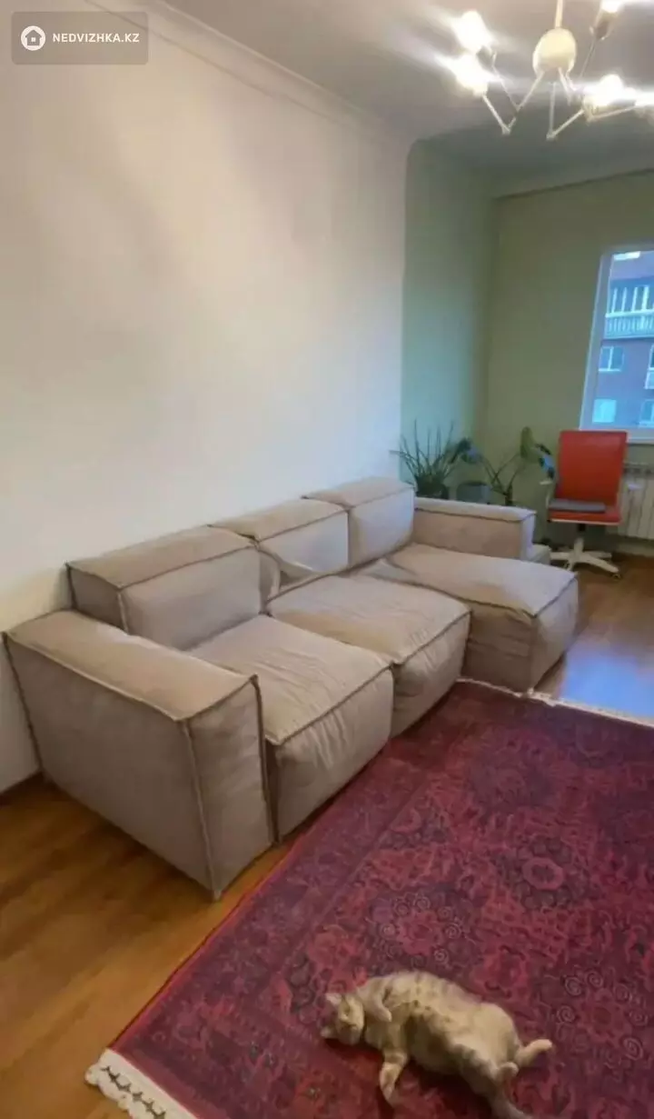 2-комнатная квартира, этаж 10 из 12, 58 м², фотография 5