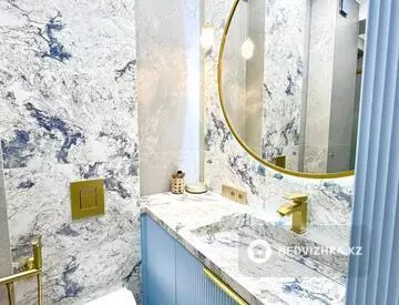 3-комнатная квартира, этаж 1 из 3, 82 м², миниатюра 1