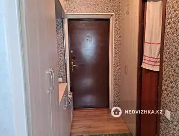 1-комнатная квартира, этаж 1 из 4, 34 м², Посуточно