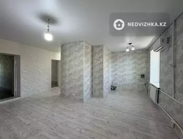 3-комнатная квартира, этаж 4 из 8, 65 м²