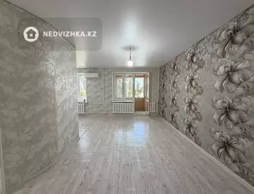 3-комнатная квартира, этаж 4 из 8, 65 м², миниатюра 6