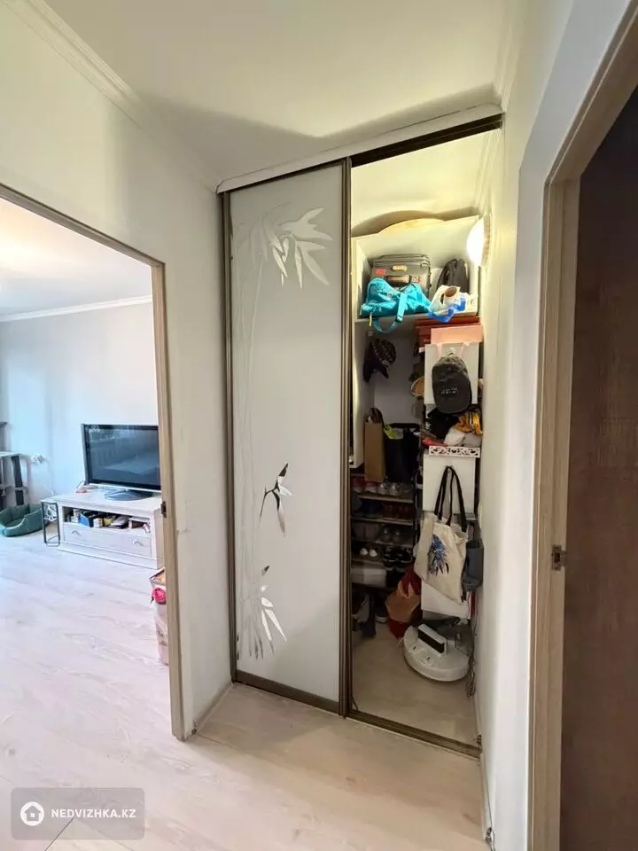 2-комнатная квартира, этаж 4 из 4, 45 м², фотография 4
