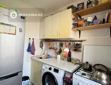 2-комнатная квартира, этаж 4 из 4, 45 м², миниатюра 8