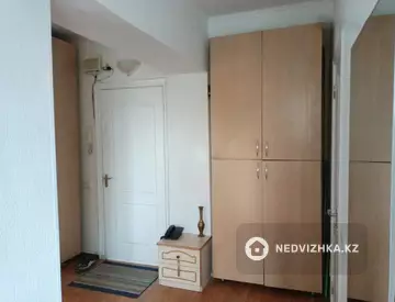 1-комнатная квартира, этаж 4 из 9, 40 м², миниатюра 1