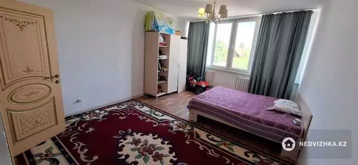 2-комнатная квартира, этаж 3 из 16, 93 м², фотография 5