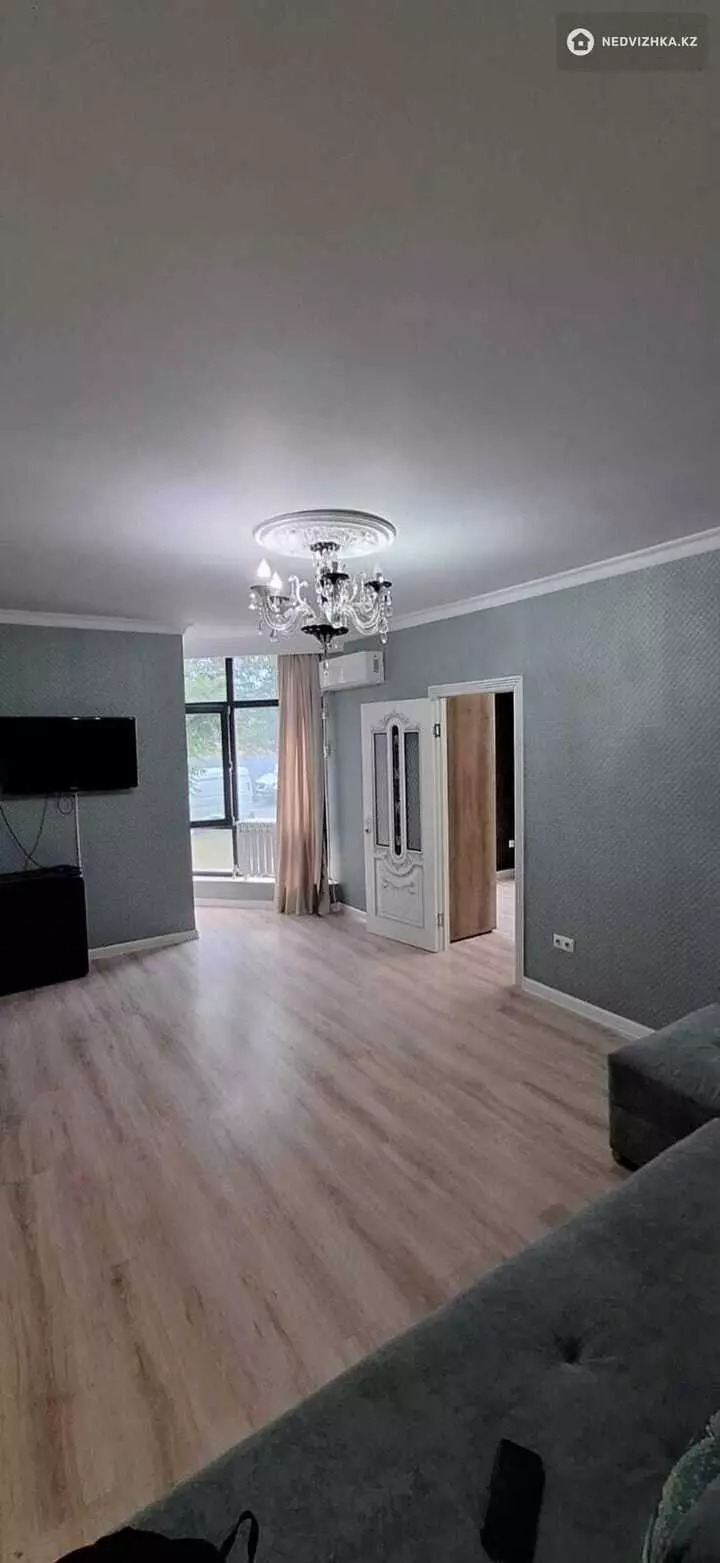 2-комнатная квартира, этаж 1 из 5, 63 м², фотография 5