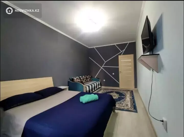 1-комнатная квартира, этаж 5 из 12, 40 м², фотография 2