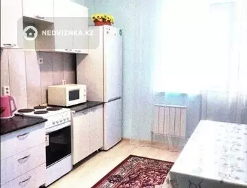 1-комнатная квартира, этаж 5 из 12, 40 м², миниатюра 3