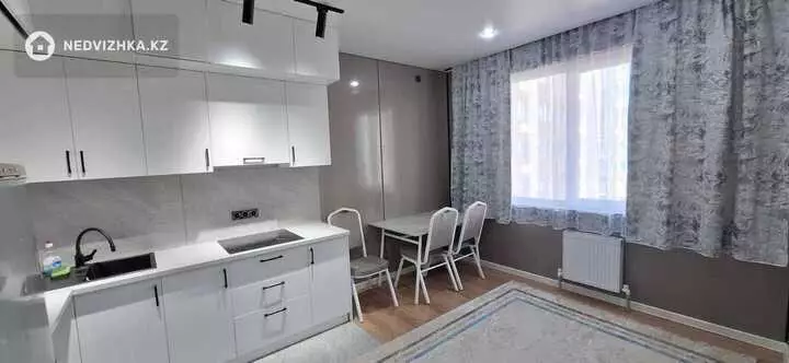 2-комнатная квартира, этаж 4 из 9, 44 м², фотография 2