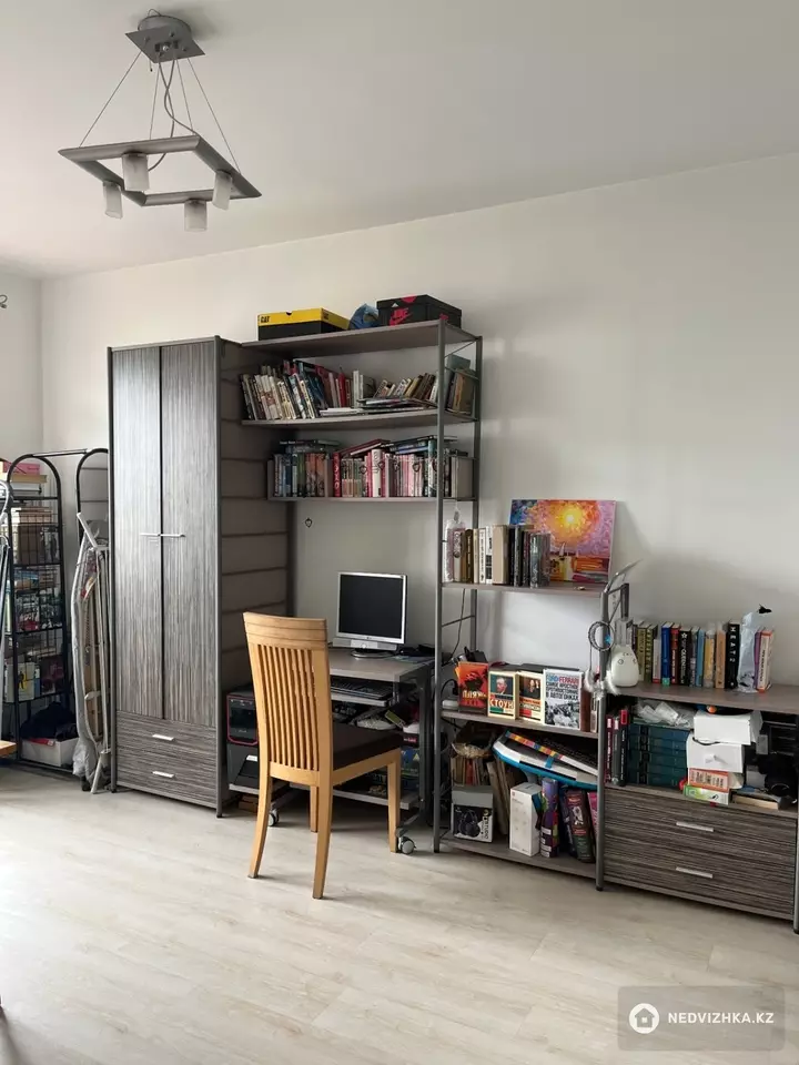 3-комнатная квартира, этаж 9 из 10, 82 м², фотография 5