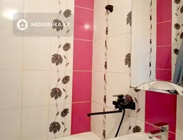 3-комнатная квартира, этаж 2 из 9, 68 м², миниатюра 11
