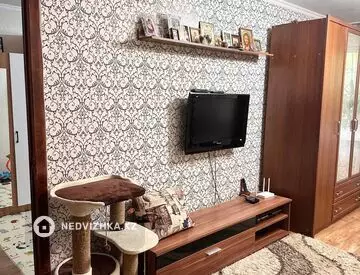 2-комнатная квартира, этаж 1 из 4, 46 м², миниатюра 6