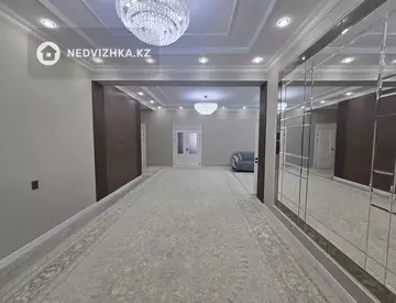 6-бөлмелі үй, 15 соттық, 350 м², 5-нобай