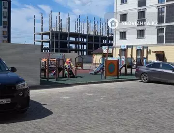 2-комнатная квартира, этаж 3 из 5, 75 м²